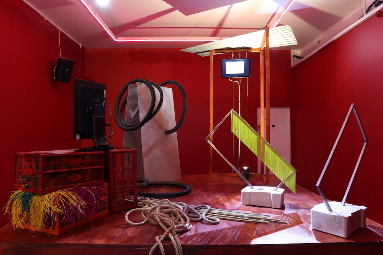 Ivy Kalungi, New Trail, Old Stories (2019). Installation view at OUTPUT Gallery.