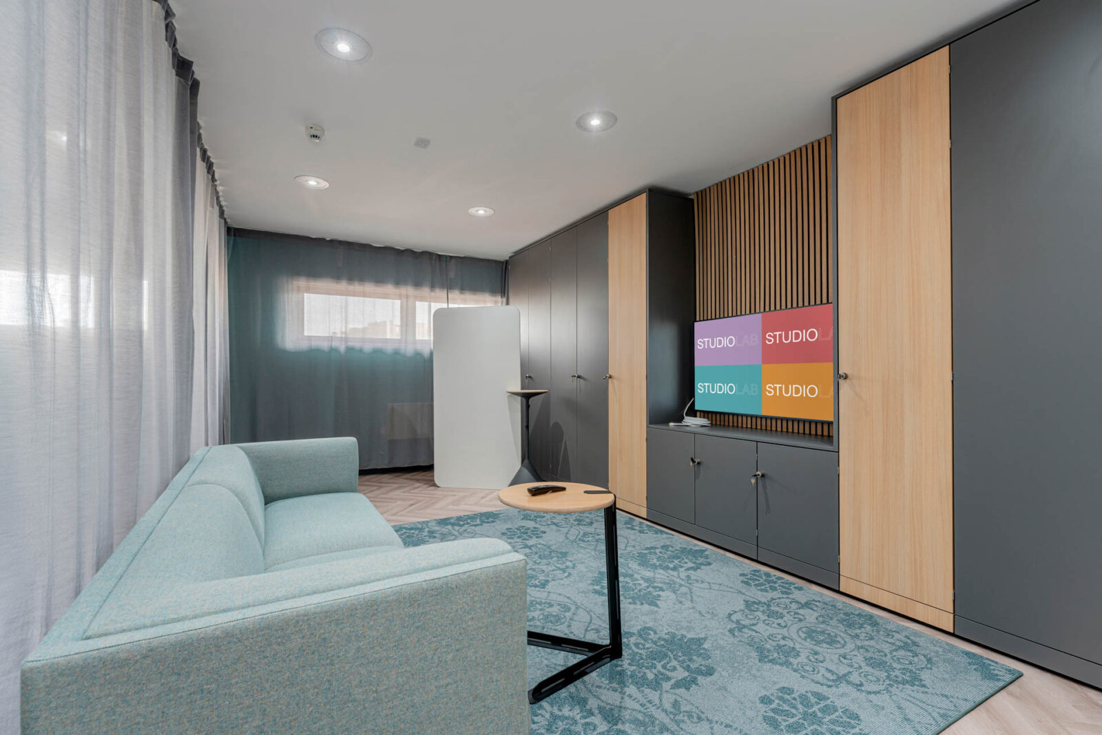 Studio Lab at FACT Photo by Gary w Smith 9