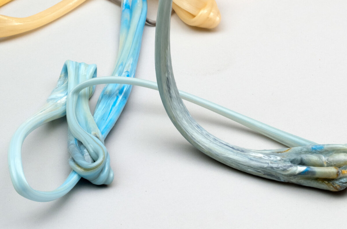 Carolin Liebl and Nikolas Schmid-Pfähler Plastic Extrusion Bot 2020 EMAP EMARE