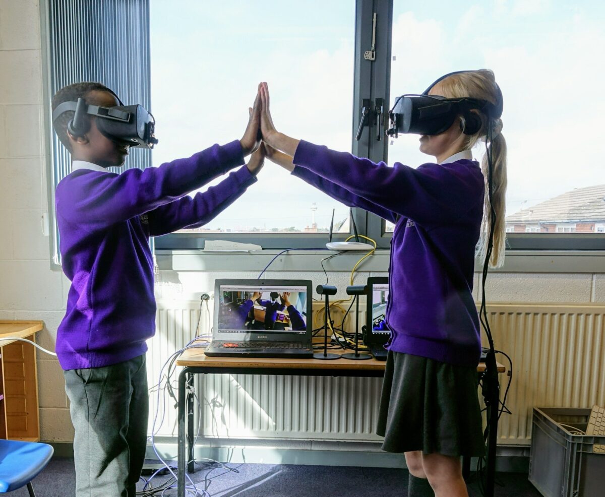 Young People The Machine to be Another