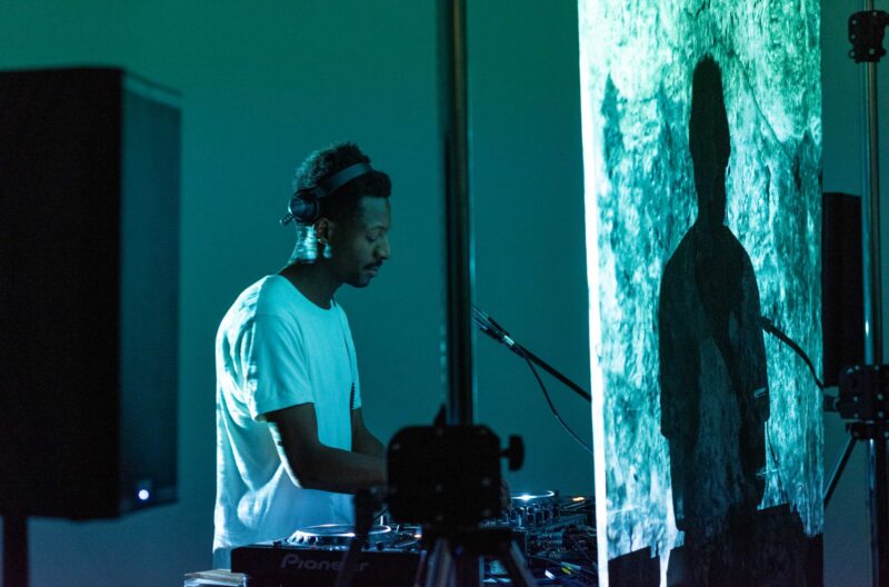 Ashley Holmes Performance commissioned by Languid Hands at Frieze LIVE Raven Row London 2021 Photos by Deniz Guzel courtesy of Deniz Guzel Frieze