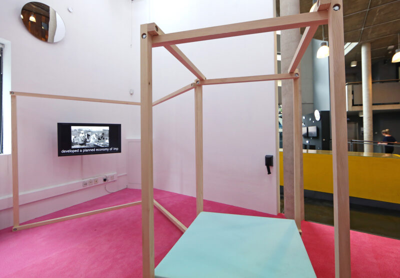Jeronimo Voss with Radamés Ajna, Applicate Against Time, 2017. Photo by Gareth Jones.