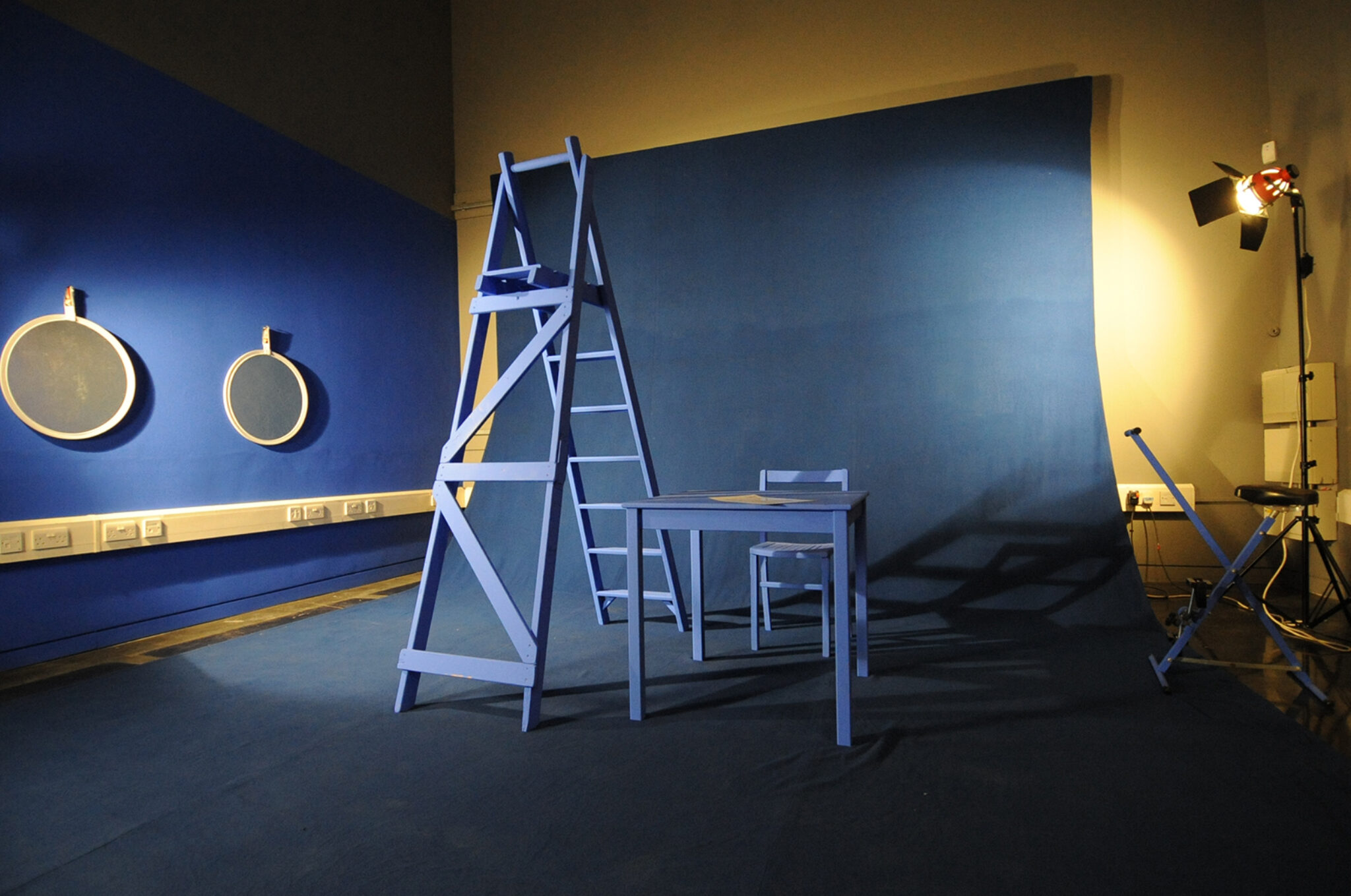 Al and Al, Space 00: The Magic Carpet. Installation view at FACT.