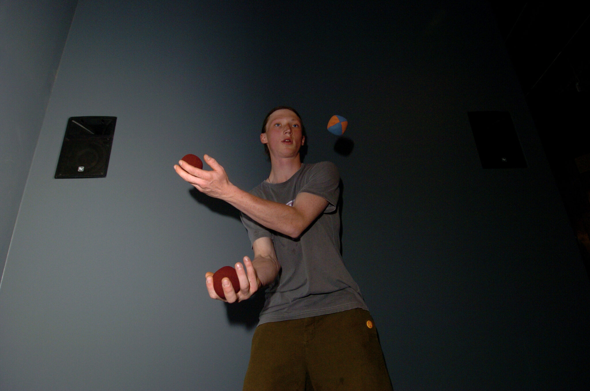 David Rokeby, Very Nervous System, 1982 - 1991. Performance at FACT.