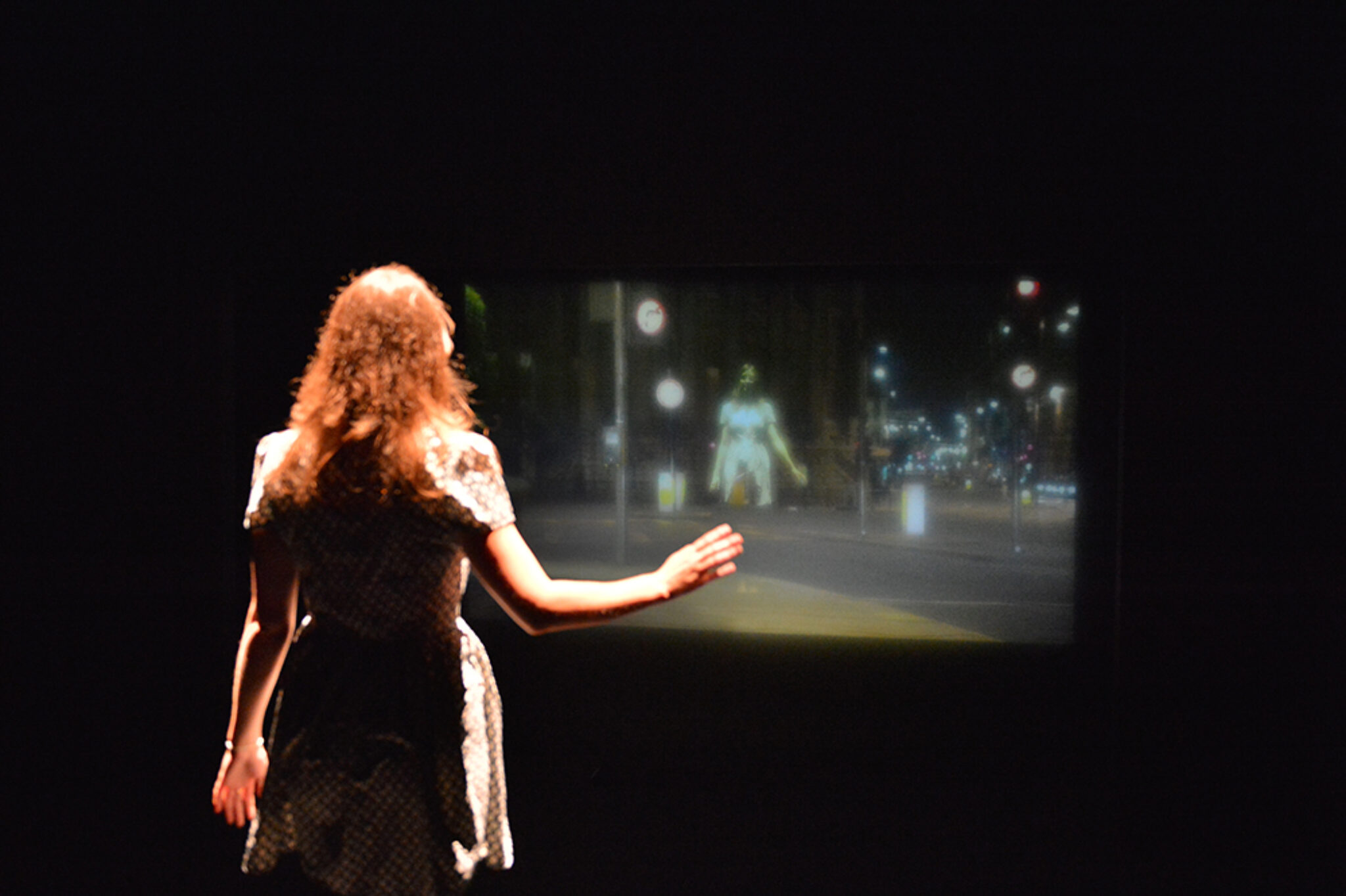 Mark Boulos, Echo, 2015.